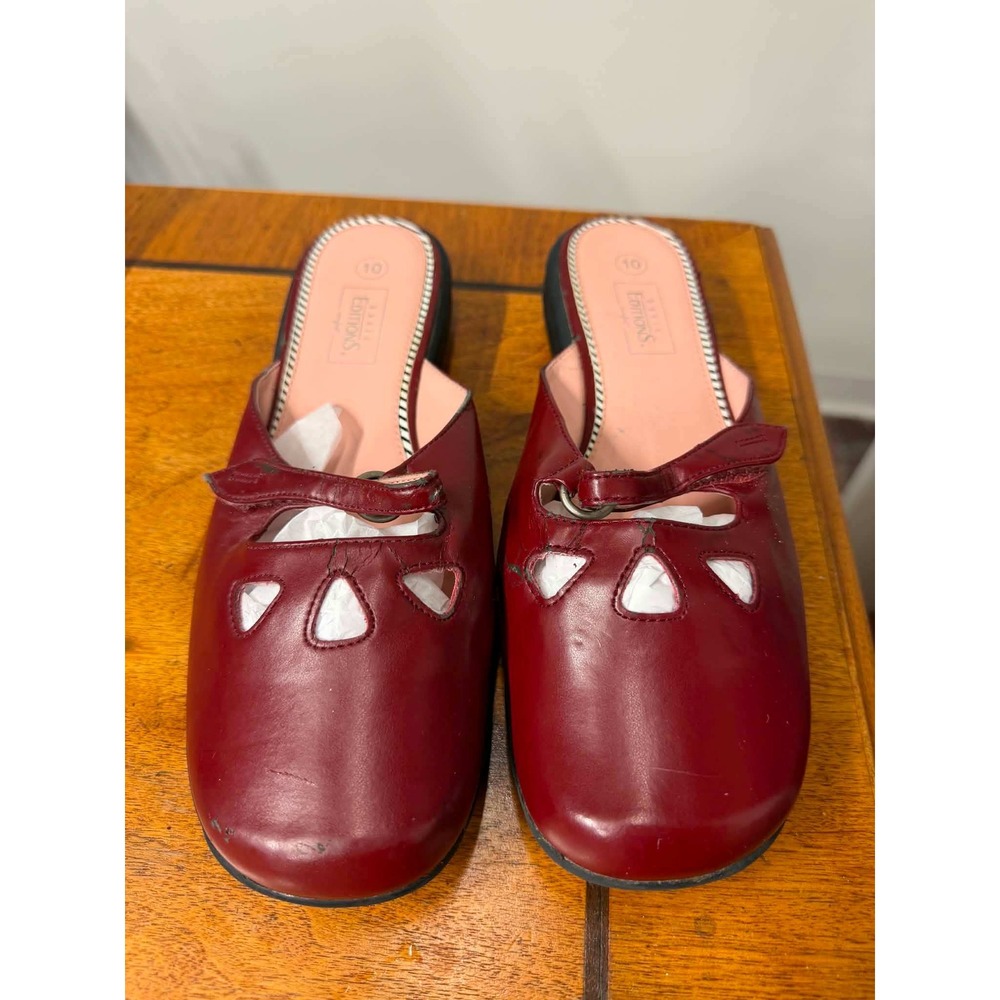 Vtg Basic Editions  Womens 10 Red Mary Jane Mule Slides Cut Out Flat Shoes